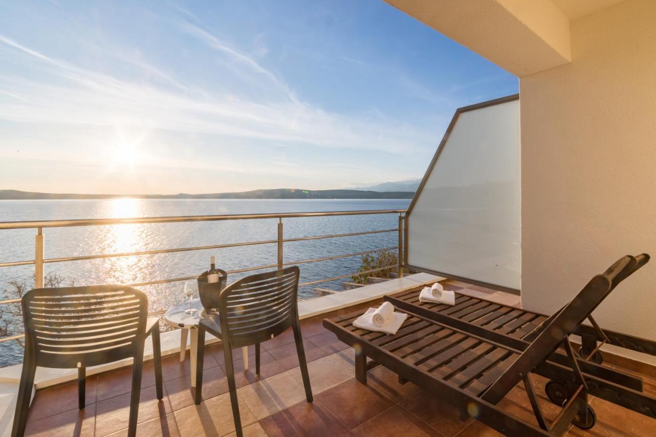 Hotel Rooms Roccia Novigrad (Dalmatia) Exterior foto