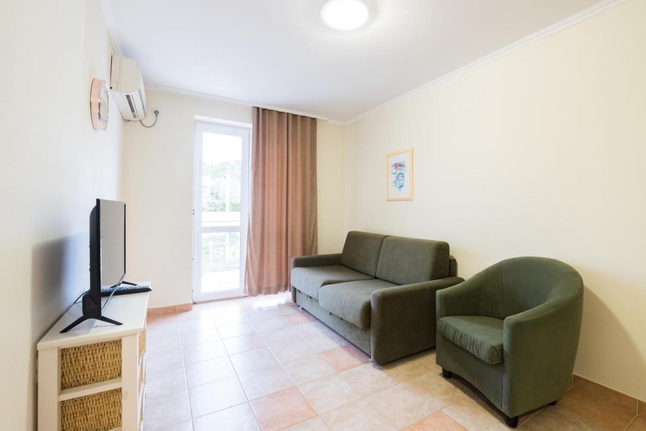 Hotel Rooms Roccia Novigrad (Dalmatia) Exterior foto