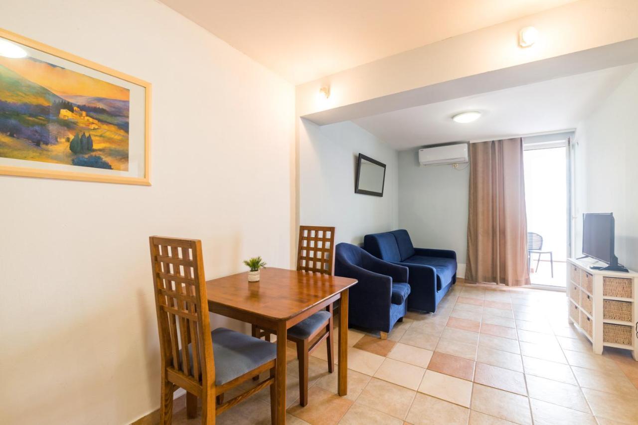 Hotel Rooms Roccia Novigrad (Dalmatia) Exterior foto