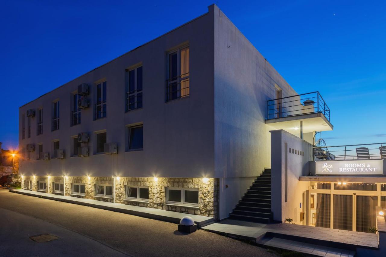 Hotel Rooms Roccia Novigrad (Dalmatia) Exterior foto