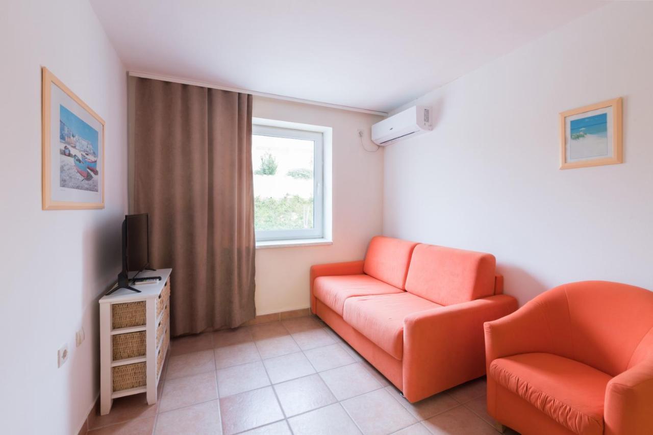 Hotel Rooms Roccia Novigrad (Dalmatia) Exterior foto